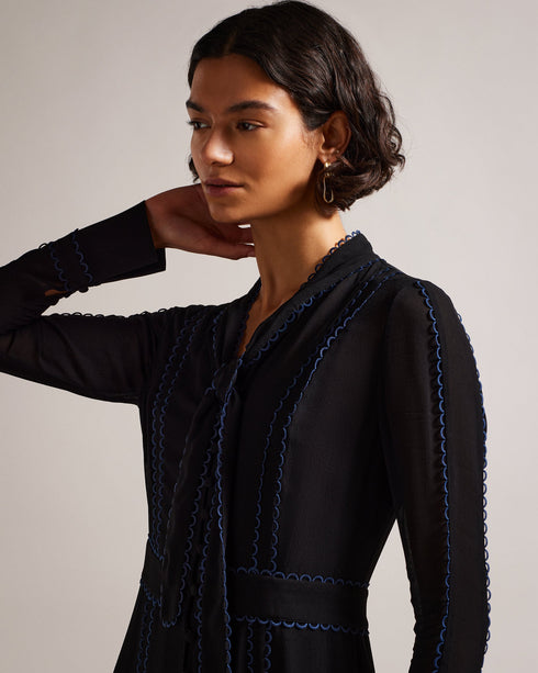 CLAIIRR-Dresses-It's the little details that make this dress so special. From its classic silhouette to the delicate lace trims and neck tie, CLAIIRR is a true wardrobe essential. Shirt dress Midi length Button fastening Long sleeved Neck tie Looped lace trims Flared sleeve cuffs V-neck Anna is 5'10" / 1.77m and wears Black in a Ted size 1- Ted Baker Romania