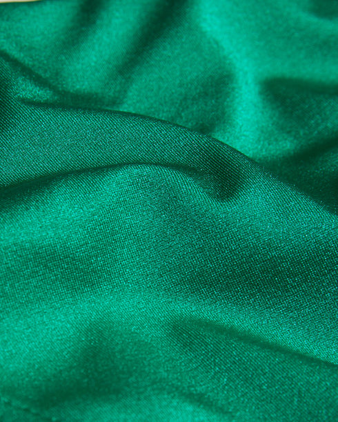 LILYNNN-Swimwear-Take on the sun with the LILYNNN bikini bottom. Paired wih the matching top, it's just the thing for sipping cocktails on the beach. Bikini bottom Metal branded plaque- Ted Baker Romania