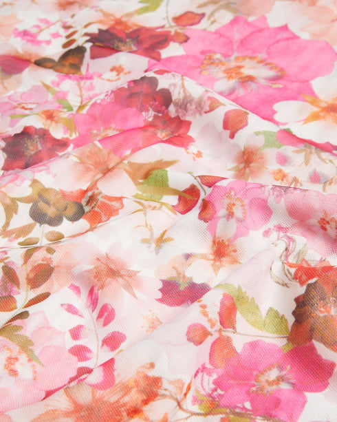 RAELEY-Tops-The perfect top does exist – and it's this one. Our RAELEY mesh top brings the drama and the flirt with a gathered shoulder, three-quarter sleeve, and pressed flower print. Mesh top Pressed flower print Shoulder gathering detail Three quarter puffed sleeves Crew neck Back button fastening Lined bodice Chae is 5'9.5" / 1.77m and wears a Ted size 1- Ted Baker Romania