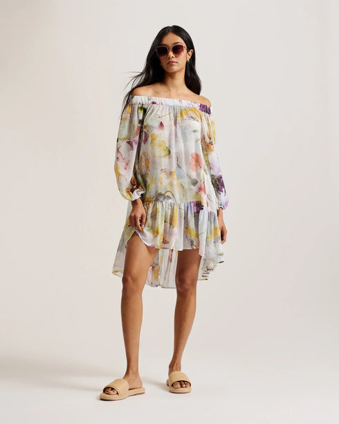 DASHAN-Swimwear-It's all in the details: Beach cover up All-over floral print Elasticated off the shoulder neckline Cropped ballon sleeves Frilled drop back hem Floaty fit Semi sheer material May is 5'8.5" / 1.74m and wears a size S- Ted Baker Romania