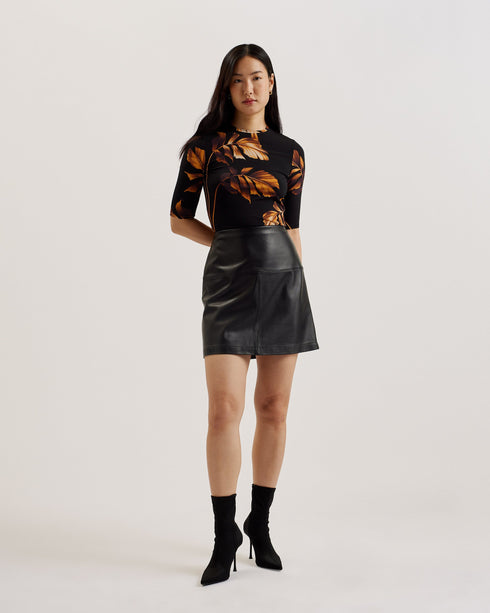 AIINE-Tops-Printed Slim Fit Quarter Sleev- Ted Baker Romania