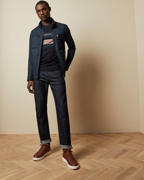 <P>Add Some Contemporary Ted Baker Style To Your Knitwear Wardrobe With This Swiftie Jumper From Ted Baker.</P>
<P>Made Fr...