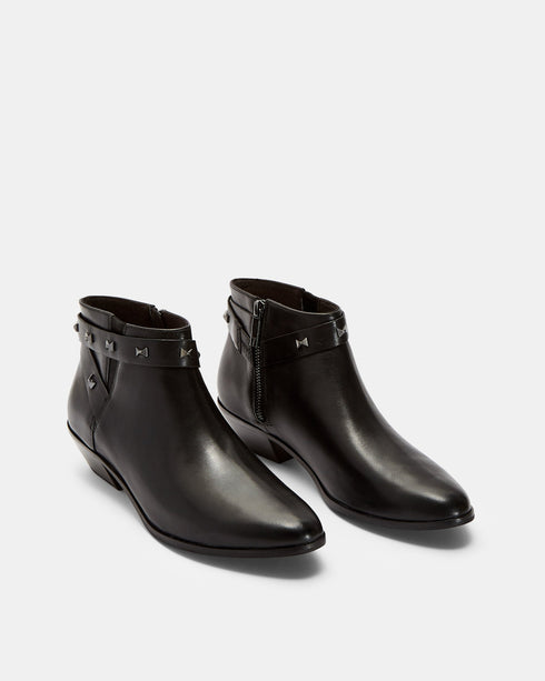 <P>Homada - 40 / Black</P>