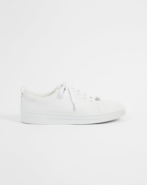 <P>Branded Leather Trainer</P>
<P><Span>Looking For A Stylish-Yet-Practical Trainer For Your Off-Duty Repertoire? Say Teda...