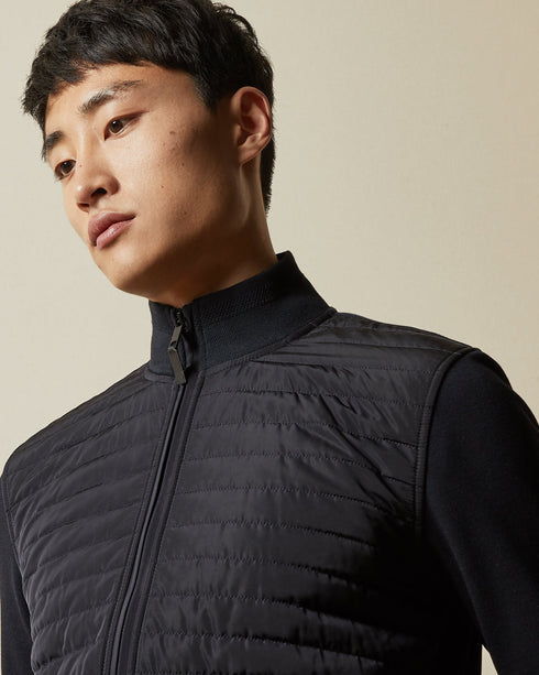 <P>Branded Webbing Neoprene Washbag</P>