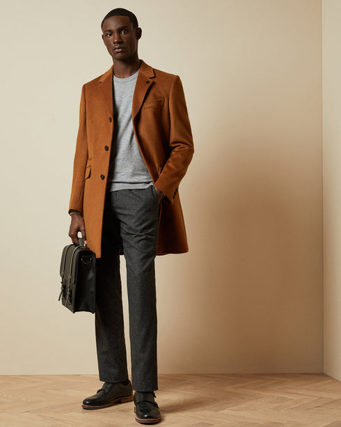 <P>Store And Travel With All Of Your Important Work Essentials With This Ted Baker Giiza Bag.</P>
<P>This Document Bag Com...