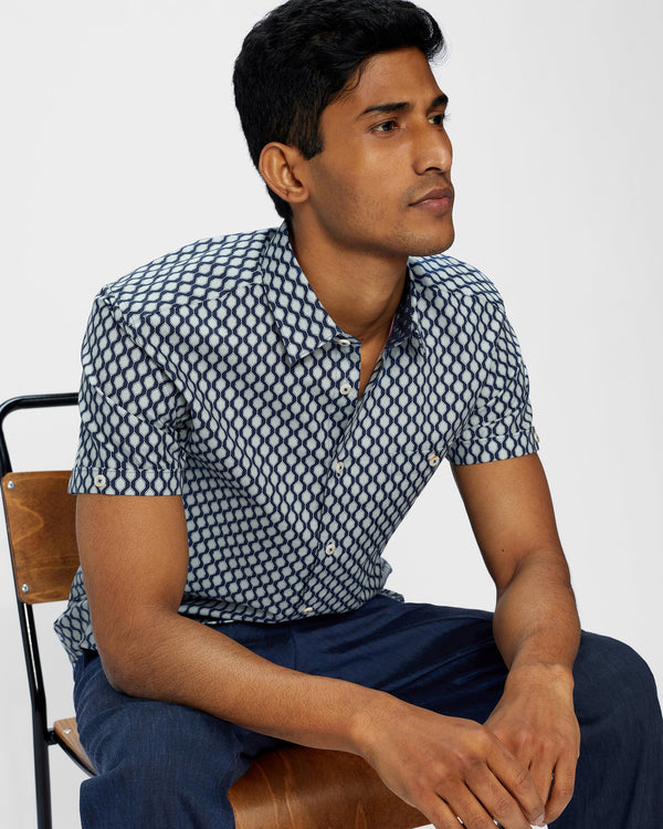 <P Class="Description"><Span>Elevate Your Shirt Collection And Huncomb Up Your Look With This Dapper Shirt. Made In Cool C...