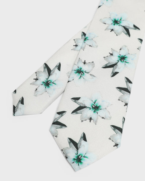 <P Class="Description"><Span Style="Text-Decoration: Underline;">Tie</Span></P>
<P Class="Description">Let Your Tie Do The...