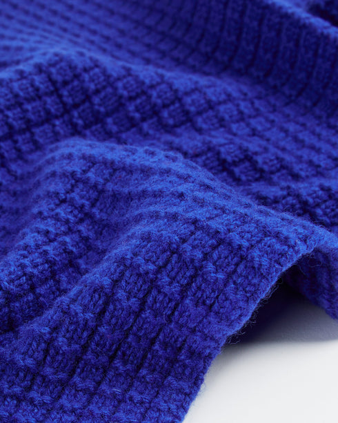 <P Class="Description"><Span Style="Text-Decoration: Underline;">Scarf</Span></P>
<P Class="Description">Keep Your Neck Co...