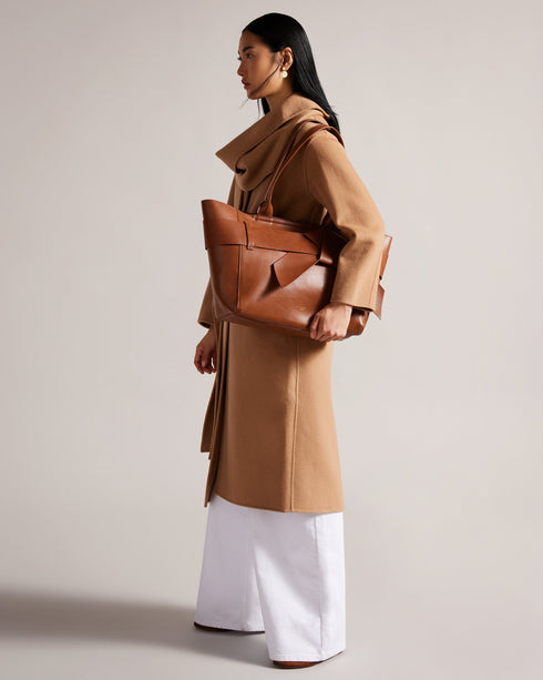 <P>Pu Large Tote</P>