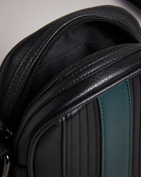 <P><Span Style="Text-Decoration: Underline;">Striped Pu Flight Bag</Span></P>
<Div Class="Finer-Details-Accordionstyled__D...