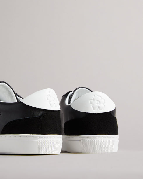 <P><Span Style="Text-Decoration: Underline;">Retro Suede Leather Mix Sneaker</Span></P>
<P>How To Feel 90S-Fresh, Step One...