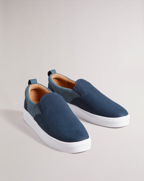 <P>Nubuck Casual Elastic Sneaker</P>