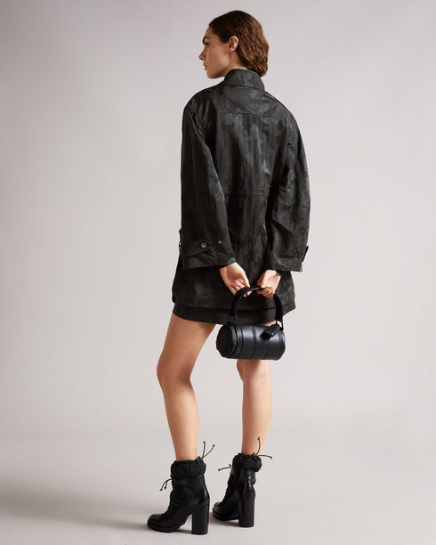 <P><Span Style="Text-Decoration: Underline;">Camo Jacquard Hunting Jacket</Span></P>
<P>The Thrill Of The Chase, You‚Ä𬮬...