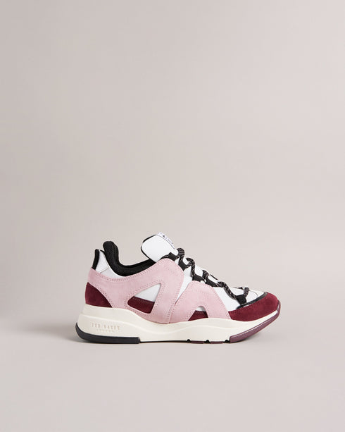 <P>Ghillie Trainer</P>