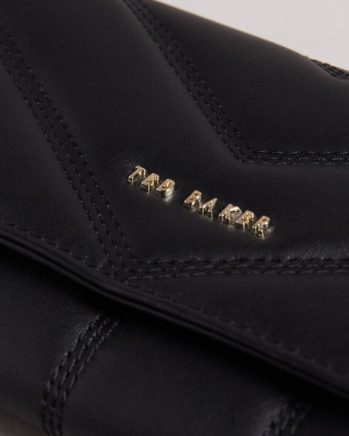 AYVE - Ted Baker Small good