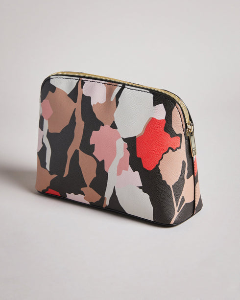 <P><Span Style="Text-Decoration: Underline;">Retro Flood Saffiano Makeup Bag</Span></P>
<Div Class="Finer-Details-Accordio...
