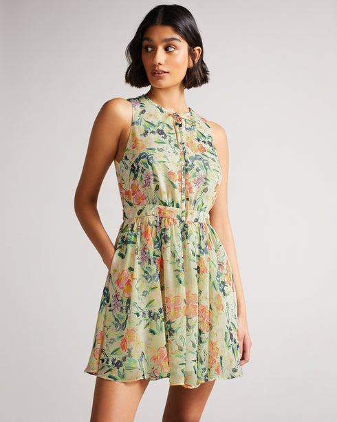 HAARISS - Ted Baker Dresses