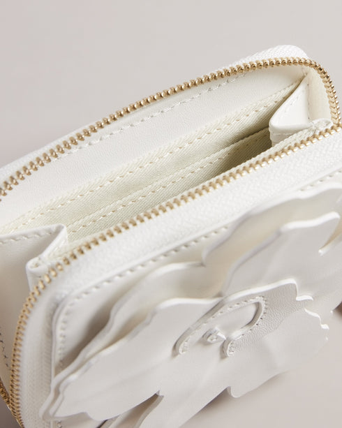 <P>Flower Laser Cut Zip Purse</P>