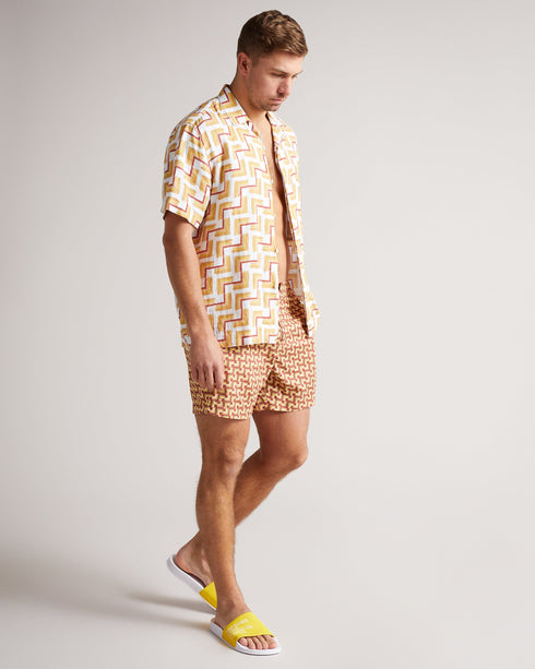 AZIELL-Sandals-Always be ready to hit the pool with AZIELL in your collection. In a classic slider style with Ted Baker branding across the top panel, these are a simple but stylish way to finish off your summer outfits. Sliders Ted Baker branded panel Open toe Slip on PU- Ted Baker Romania