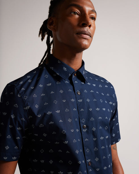 <P>Ss Paper Boat Print Shirt</P>