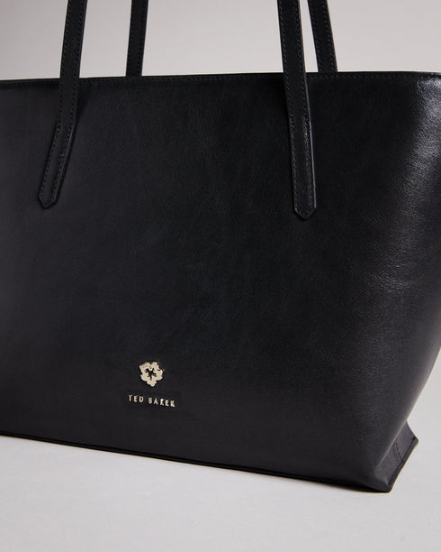 <P>Flower Eyelet Small Shopper</P>