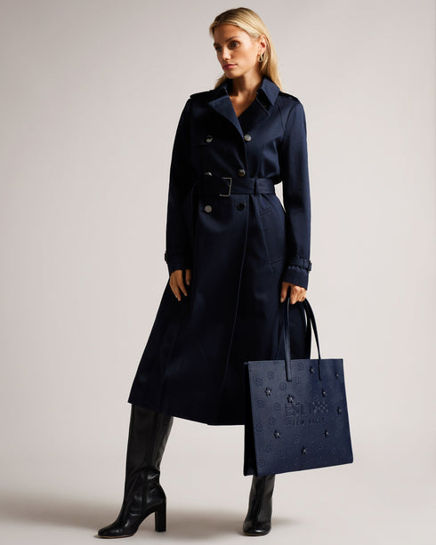 <P>Applique Debossed Floral Ew Icon</P>