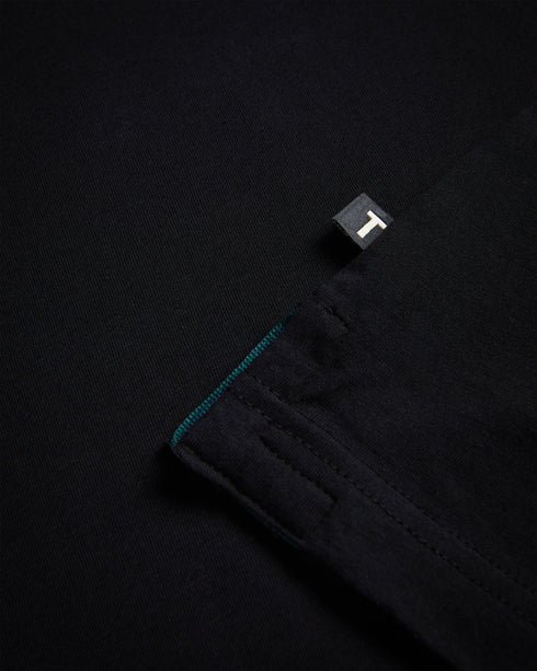 ACHRAM-Tops-Step up your style with ACHRAM. Short sleeves and regular fit means you're ready for any occasion, whether it's an evening on the town or a lazy afternoon at home. Finished with a logo print for a refined touch.The fabric of this product is made of 100% organic cotton. Organic cotton has a proven lower environmental impact than conventional cotton, as it reduces water usage, greenhouse gas emissions, and eliminates the use of harmful chemicals in the farming process. T-shirt 100% cotton Logo pri