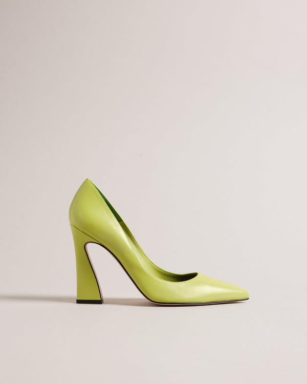 TEYMA-Shoes-Put your best put forward in TEYMA. Featuring a modern chunky heel and flattering pointed toe, these heels stand out in a crowd. Simple, yet unexpected.By purchasing this product, you are supporting responsible leather manufacturing through the Leather Working Group. Court shoes Geometric heel Closed pointed toe Leather Slip on Heel height: 10.5cm- Ted Baker Romania