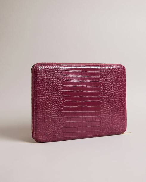 STELIAA-Gifts-The STELIAA laptop case is the perfect accessory to complement your style. The imitation croc texture and zip fastening make it easy grab your laptop on the go, while the soft interior lining protects your device from scratches. Laptop case Faux leather Imitation croc texture Zip fastening Fits 13 inch laptop Internal pocket Dimensions: 2.5cm x 25cm x 35cm- Ted Baker Romania