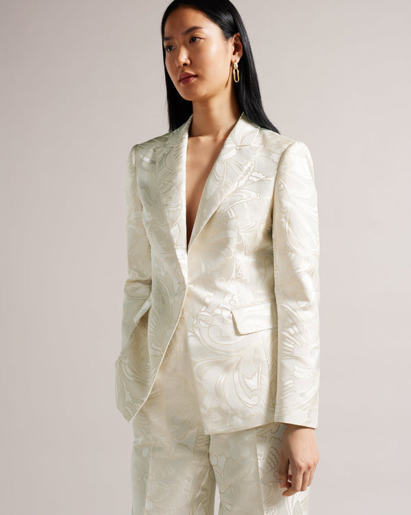 MAJIA-Jackets-A glamorous spin on the classic blazer, MAJIA is a true statement piece. A jacquard butterfly texture adds a subtle sheen, with a peaked lapel and single breasted buttons. Pair with the matching trousers for a look that'll be remembered. Blazer Jacquard butterfly texture Peaked lapel Single breasted buttons Slim fit Pockets Matching trousers available Chae is 5'9.5" / 1.77m and wears Natural in a Ted size 1- Ted Baker Romania