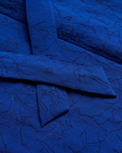 ADELAAI-Tops-Let your wardrobe bloom with the ADELAAI top, boasting a sleek floral devoré fabric with a playful neck tie and versatile sleeveless silhouette. With its seamless transition from day to night, this top is a wardrobe essential. Sleeveless top Devoré floral design Neck tie Gathered neckline Jara is 5'10.5" / 1.79cm and wears Bright Blue in a Ted size 1- Ted Baker Romania