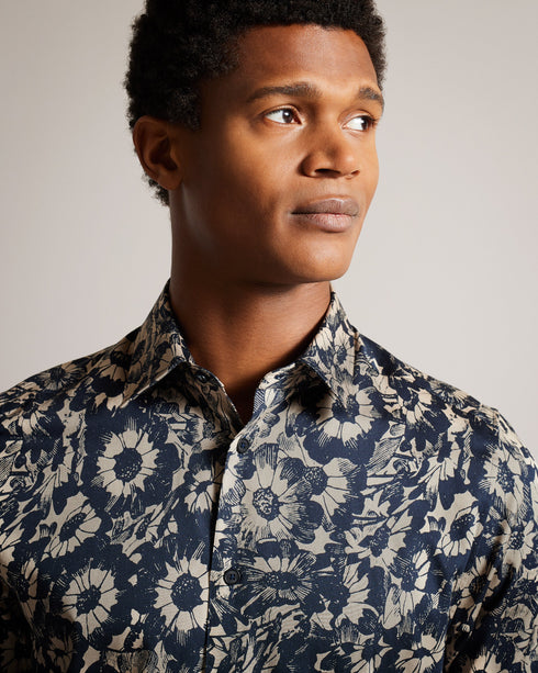 AIBSHO-Shirts-Let your style bloom in AIBSHO. Featuring a playful floral print and classic collar, this slim-fit shirt is crafted from a comfortable cotton blend that will keep you feeling fresh all day long.By choosing Ted Baker cotton products, you're supporting our investment in the Better Cotton Initiative's mission. This product is sourced via a system of mass balance and therefore may not contain Better Cotton. Button up shirt Cotton blend Short sleeved Floral print Classic collar Slim fit O'Shea is 6