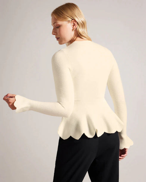 HAZALEN-Knitwear-Upgrade your knit drawer with the HAZALEN top. Its long fluted sleeves add a touch of drama to your every gesture, while a crew neck keeps things timeless and versatile. Knitted top Long fluted sleeves Crew neck Scalloped edge Peplum waist Stretch fabric- Ted Baker Romania