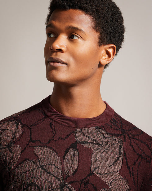 SIMPSO-Knitwear-Crafted from a luxurious wool blend, SIMPSO provides the ideal balance of warmth and style for chilly days. A sketchy floral design brightens up your wardrobe and its classic silhouette can be paired with anything. Jumper Sketchy floral design Wool blend Long sleeves Crew neck Ribbed trims O'Shea is 6'2.5" / 1.89m and wears Maroon in a Ted size 3- Ted Baker Romania