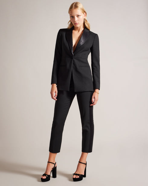 ARIAAL-Jackets-The sophisticated ARIAAL blazer adds a touch of luxury to your outfit. With its satin lapel and impeccable tailoring, this blazer is a statement of timeless fashion. Don't mind if we do. Tuxedo style blazer Satin peaked lapel Button fastening Pockets Long sleeves Jara is 5'10.5" / 1.79m and wears Black in a Ted size 1- Ted Baker Romania