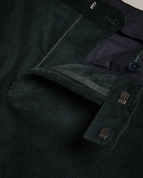 DURHAMT-Trousers-Go bold with DURHAMT. Crafted from Italian cotton, these corduroy trousers offer comfort and style in one. They have pockets for your essentials and kick tape on the hem for added durability. Corduroy trousers Slim fit Italian cotton Pockets Kick tape on hem Zip fastening with hook and bar Matching jacket: DURHAMJ- Ted Baker Romania