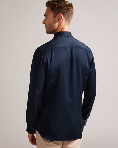 CORATO-Shirts-CORATO is a year-round go-to that's built for comfort and style. It's the perfect foundation piece for any ensemble, with a glossy sheen and classic button fastening. Button up shirt Long sleeves Classic collar Modal blend Lustrous finish Slim fit Tobias is 6'1" / 1.86m and wears Black in a Ted size 3- Ted Baker Romania