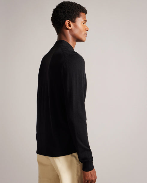 OIDAR-Knitwear-Crafted from a luxurious wool blend, this shirt is as stylish as it is cosy. Whether you're attending a business meeting or enjoying a night out, OIDAR will leave a lasting impression. Button up shirt Wool blend Long sleeved Revere collar Textured knit O'Shea is 6'2.5" / 1.89m and wears Black in a Ted size 3- Ted Baker Romania