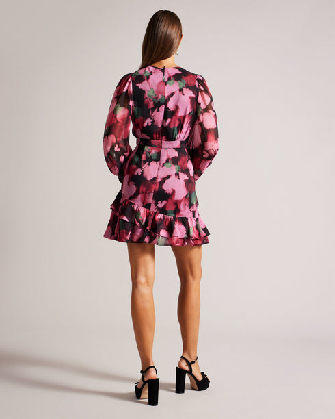 GRAYDA-Dresses-Unleash your inner flower child with GRAYDA. The long blouson sleeves and self-tie crew neck add an extra touch of bohemian flair, while the keyhole cut-out offers a romantic detail. With a convenient zip fastening and sheer sleeves, this dress effortlessly combines style and comfort. Mini dress A-line silhouette Petal print Long blouson sleeves Self tie crew neck Keyhole cut-out Zip fastening Sheer sleeves- Ted Baker Romania