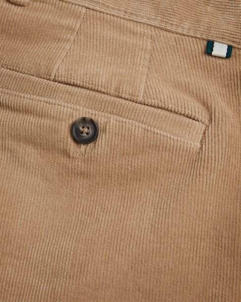 PAYET-Trousers-Say hello to your new wardrobe staple. These PAYET corduroy trousers are the perfect balance of comfort and style. With a classic button fastening, belt loops, and pockets, they're practical too. Corduroy trousers Button fastening Belt loops Pockets Camburn fit- Ted Baker Romania