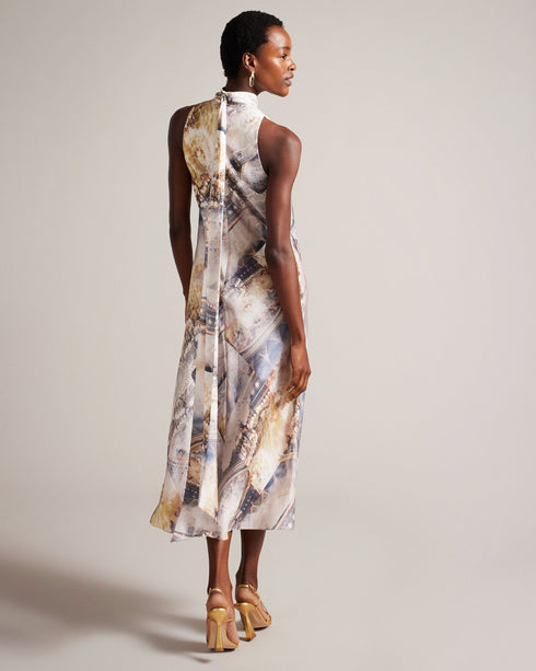JACCIEE-Dresses-Adorned with an enchanting opera print, JACCIEE adds a touch of artistic flair to your look. Whether you're attending a special event, a gala, or a romantic evening out, our satin slip dress is the epitome of elegance and sophistication. Satin slip dress Stand collar Sleeveless Opera print Gathered neckline Full length neck tie Concealed zip fastening Length: 126cm Silvia is 5'11" / 1.8m and wears Ivory in a Ted size 1- Ted Baker Romania
