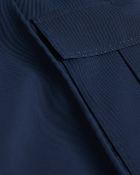 ROCCIO-Trousers-Utility meets contemporary in the ROCCIO trousers. A floaty wide leg and concealed fastening keep them smart, while cargo pockets on the leg give a nod to utilitarian styling. Trousers Wide leg Cargo pockets High waist Belt loops Elasticated waist Concealed fastening Amy is 5'9.5" / 1.77m and wears Navy in a Ted size 1- Ted Baker Romania