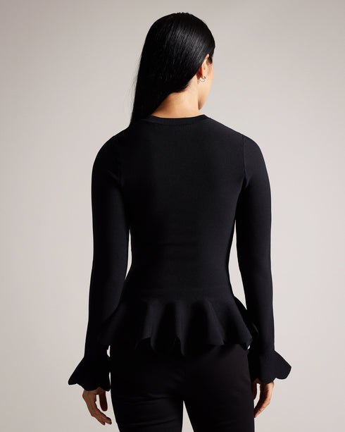 LILLYYY-Knitwear-A modern take on a classic silhouette, our LILLYYY top is the perfect pairing for any occasion. With long sleeves and scalloped trim, it’s easy to see why this one is a must-have. Peplum top Long sleeves with flared cuff Scalloped trim Crew neck Slim fit- Ted Baker Romania