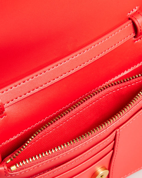 KAHNISA-goods-Carry around your card collection with KAHNISA. This leather purse has all of the card slots and zip compartments you'll ever need, with a fold over cover to keep them safe. The adjustable chain & leather shoulder strap allows for stylish carrying, finished with a studded trim for maximum style. Leather purse Studded trim Zip coin compartment Multiple card slots Foldover cover with magnetic fastening Adjustable chain and leather shoulder strap External zip pocket Dimensions: 10.5cm x 2.5cm- Te