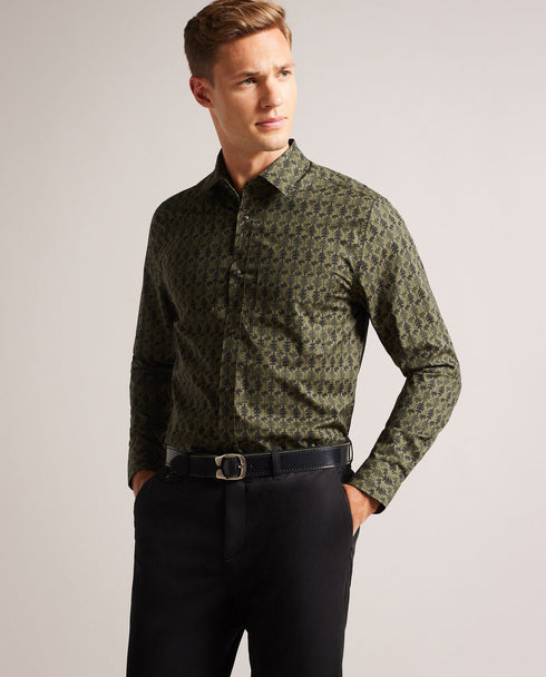 CREDIT-Belts-Crafted From Split Grain Leather In An Understated Design Credit Will Make For A Sturdy And A Stylish Complement To Your Look Whatever The Occasion. by Purchasing This Product You Are Supporting Responsible Leather Manufacturing Through The Leather Working Group. Belt Split grain leather Buckle fastening Ted Baker branded- Ted Baker Romania