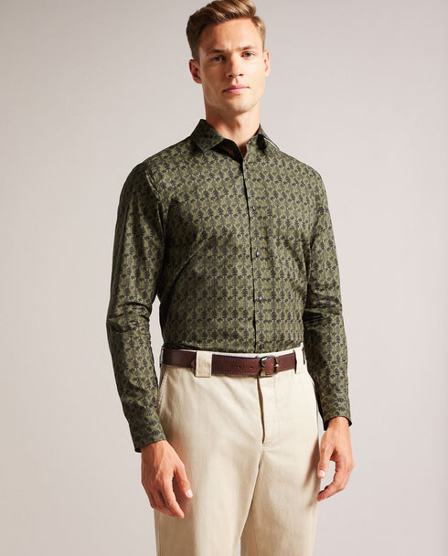 CREDIT-Belts-Crafted From Split Grain Leather In An Understated Design Credit Will Make For A Sturdy And A Stylish Complement To Your Look Whatever The Occasion. by Purchasing This Product You Are Supporting Responsible Leather Manufacturing Through The Leather Working Group. Belt Split grain leather Buckle fastening Ted Baker branded- Ted Baker Romania