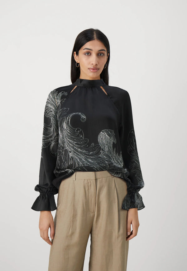 JOELLAH-Tops-00- Ted Baker Romania